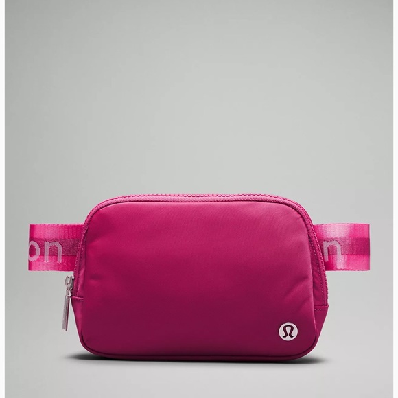 Lululemon Everywhere Belt Bag 1L washed mauve/sakura pink white - Picture 2 of 5
